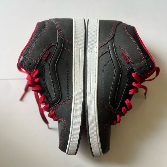 Vans Edgemont Sneakers Black/Red Sz 10 - Picture 1 of 4